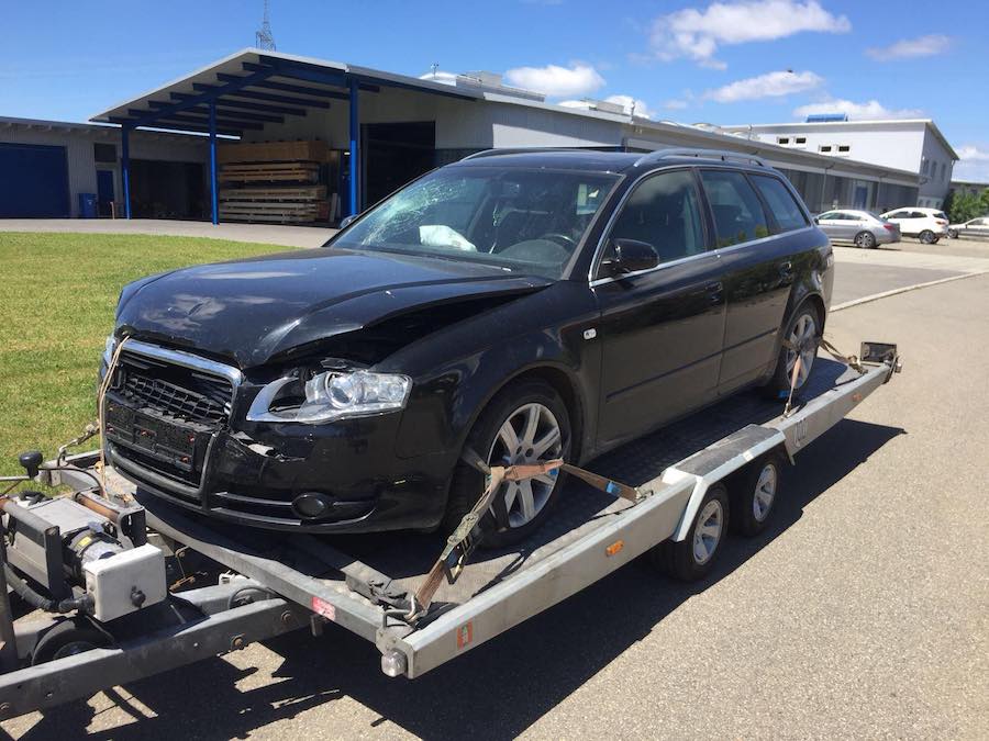 Unfaller: AUDI A4 3.0 TDI Avant (B7)