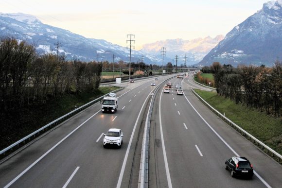 J.S. Fahrzeugteilehandel Leipzig - Import / Überführung aus der Schweiz (AT)