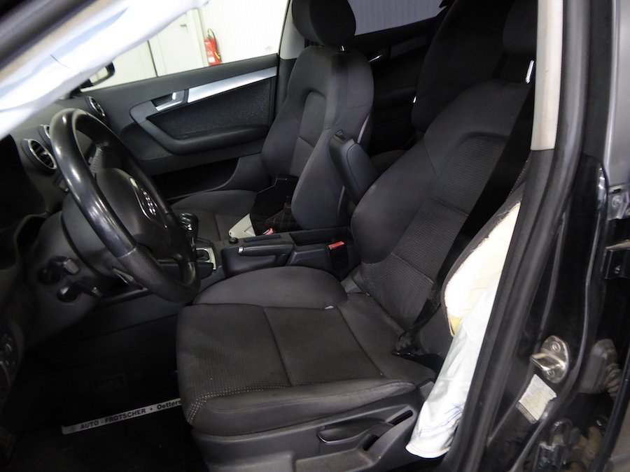 Unfaller: AUDI A3 2.0 TFSI Sportback (8PA)