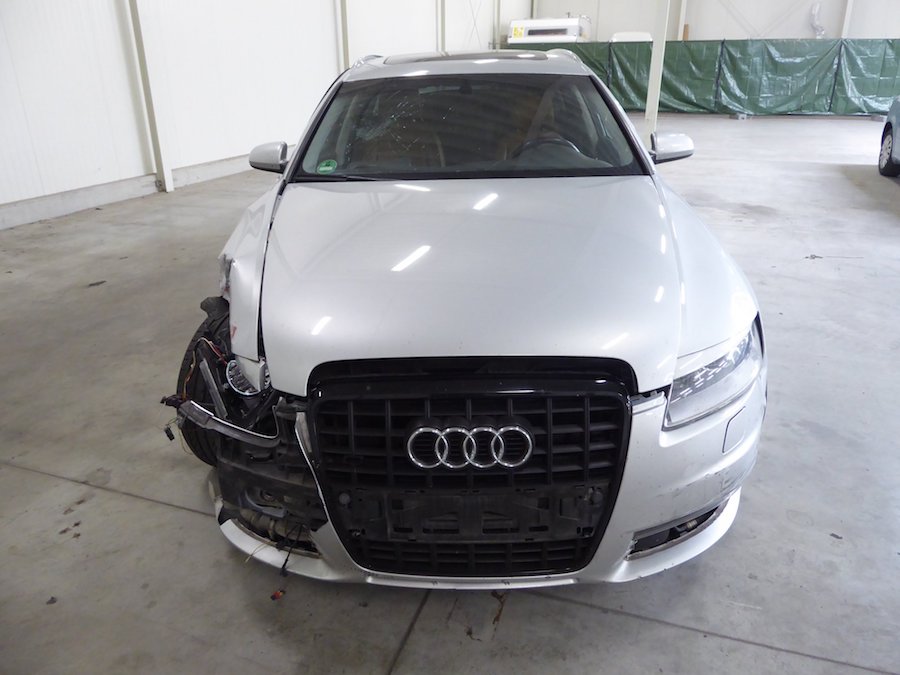 Unfaller: AUDI A6 3.0 TDI Quattro Avant (4F)
