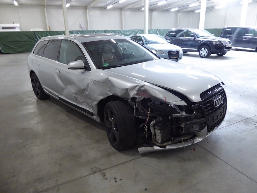 Unfaller: AUDI A6 3.0 TDI Quattro Avant (4F)