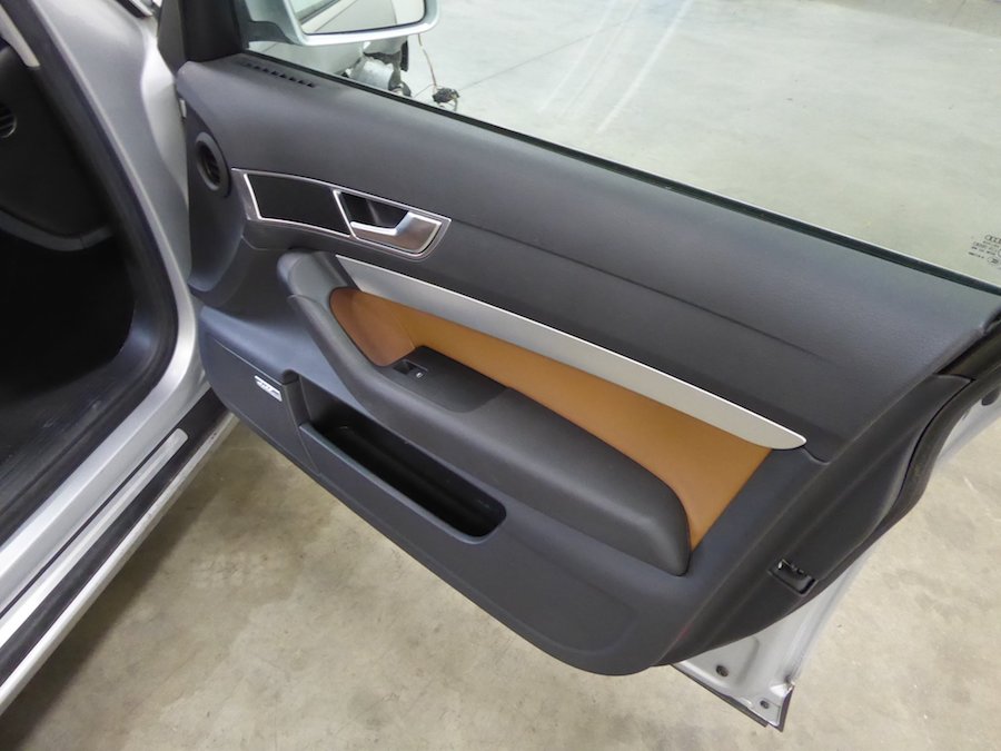 Unfaller: AUDI A6 3.0 TDI Quattro Avant (4F)