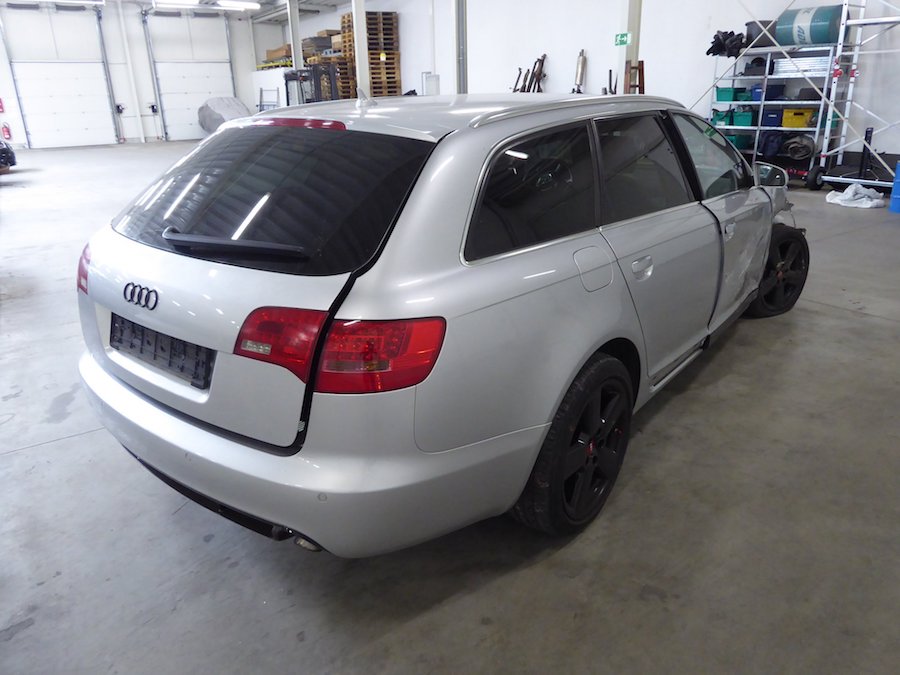 Unfaller: AUDI A6 3.0 TDI Quattro Avant (4F)