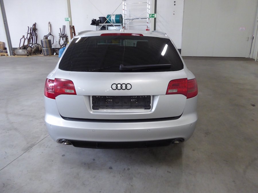 Unfaller: AUDI A6 3.0 TDI Quattro Avant (4F)