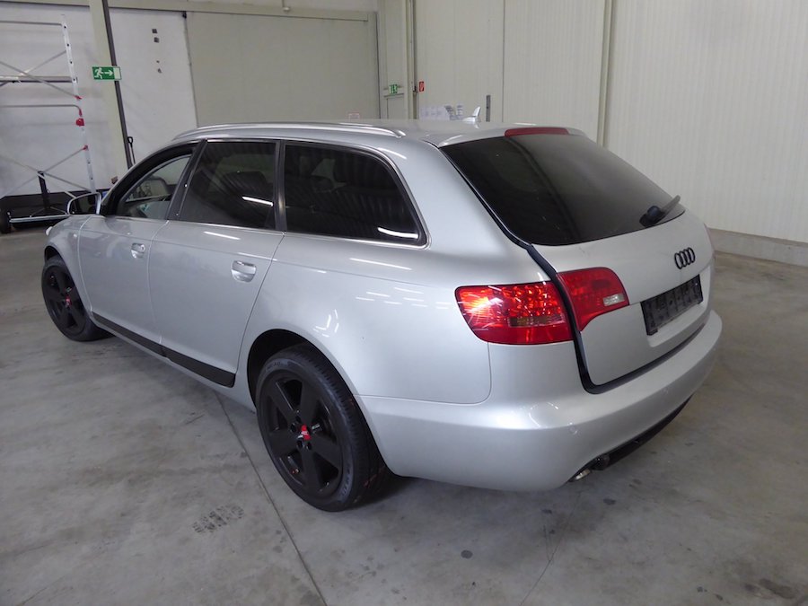 Unfaller: AUDI A6 3.0 TDI Quattro Avant (4F)