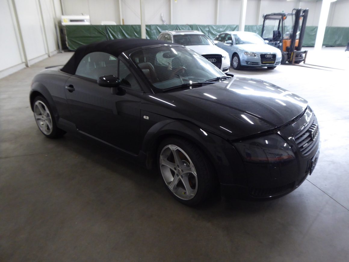 Unfaller: AUDI TT 1.8T Quattro Roadster (8N)