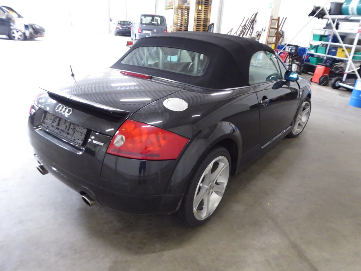 Unfaller: AUDI TT 1.8T Quattro Roadster (8N)