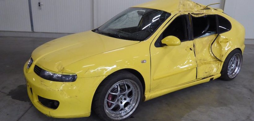 Unfaller: SEAT Leon I Cupra R (Typ 1M1) Unfaller: SEAT Leon I Cupra R (Typ 1M1)