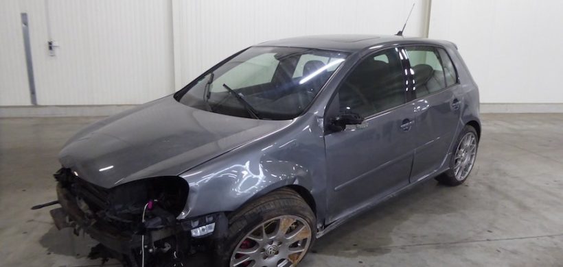 Unfaller: VW Golf 5 GTI Edition 30 (Typ 1K)