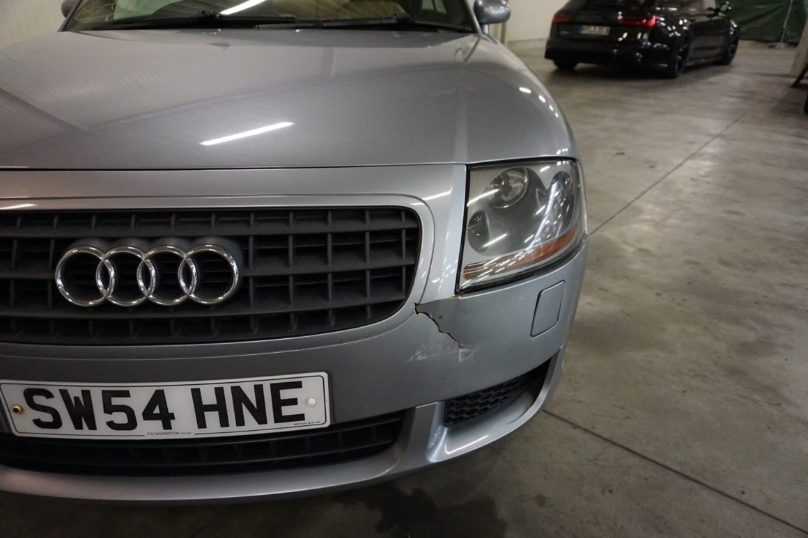 Verkaufe: AUDI TT Coupe DSG V6 3.2 Coupe quattro (8N) / Rechtslenker