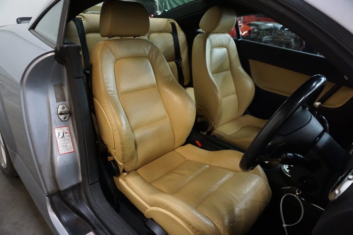 Verkaufe: AUDI TT Coupe DSG V6 3.2 Coupe quattro (8N) / Rechtslenker