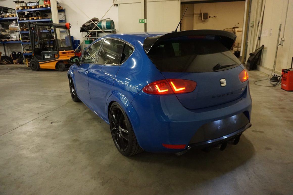 Unfaller: SEAT Leon II Cupra R (Typ 1P) Unfaller: SEAT Leon II Cupra R (Typ 1P)